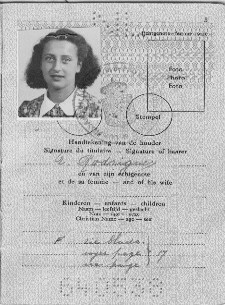 A Passport belonging to Elisabeth R. Cassutto, ca. 1948
